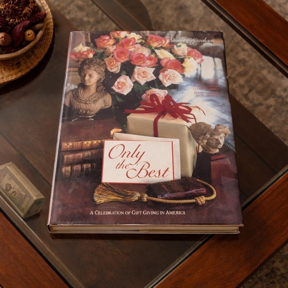 Only the Best Gift Giving in America Stuart Jacobson Vintage Books